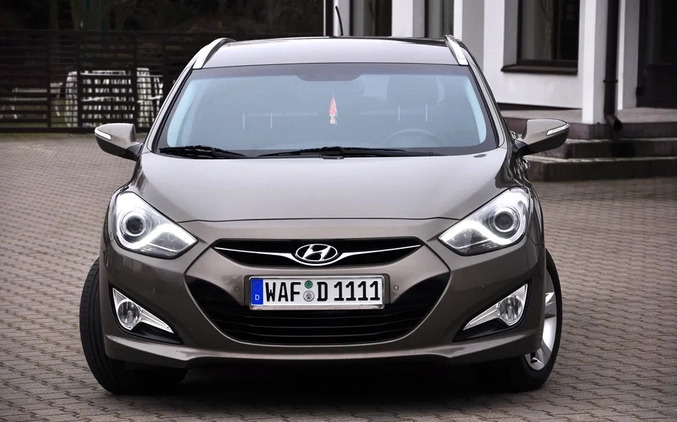 Hyundai i40 cena 36900 przebieg: 204000, rok produkcji 2013 z Pruchnik małe 742